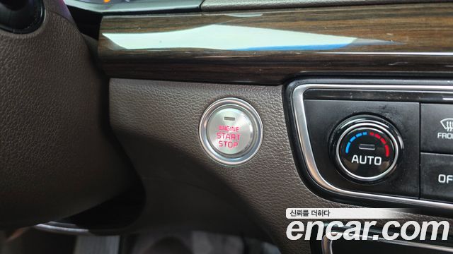 Kia K7 2019 — photo 29