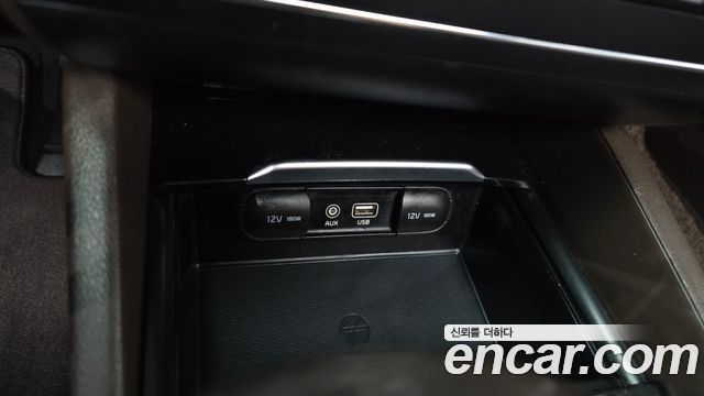 Kia K7 2019 — photo 35