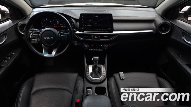 Kia K3 2022 — photo 10