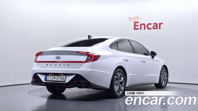 Hyundai Sonata 2022 — photo 2
