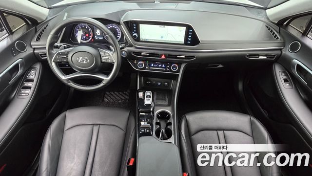Hyundai Sonata 2022 — photo 10
