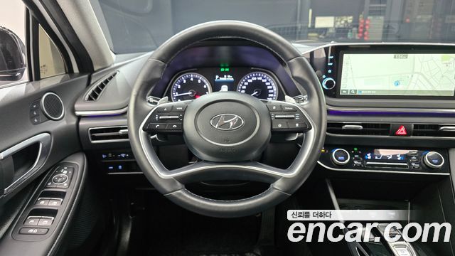 Hyundai Sonata 2022 — photo 19