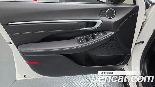 Hyundai Sonata 2022 — photo 14