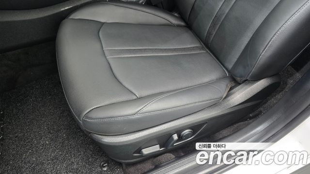 Hyundai Sonata 2022 — photo 30