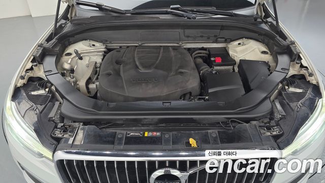 Volvo XC60 2018 — photo 6