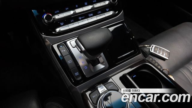 Genesis EQ900 2018 — photo 12