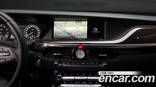 Genesis EQ900 2018 — photo 20