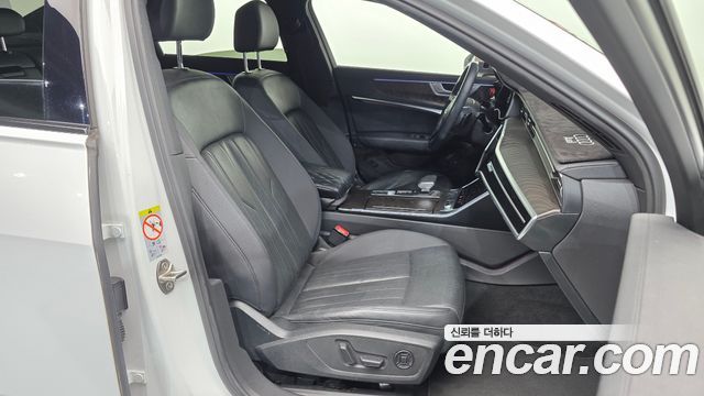 Audi A6 2020 — photo 11