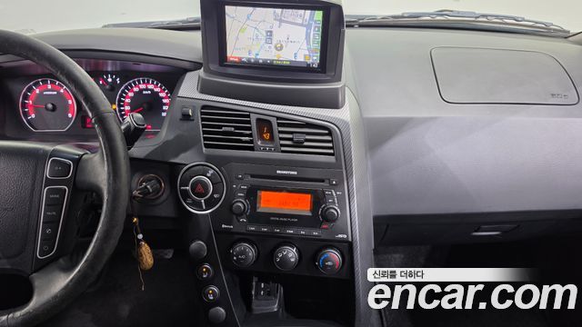 KG Mobility KORANDO 2015 — photo 13