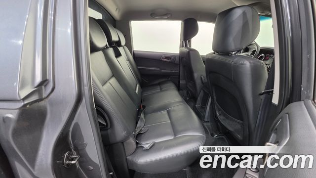 KG Mobility KORANDO 2015 — photo 19