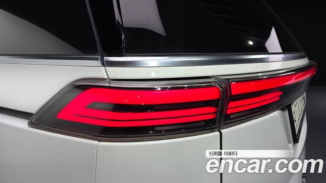 Kia Canival 2021 — photo 9
