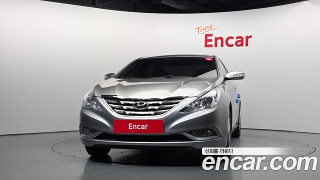 Hyundai Sonata 2010 — photo 3