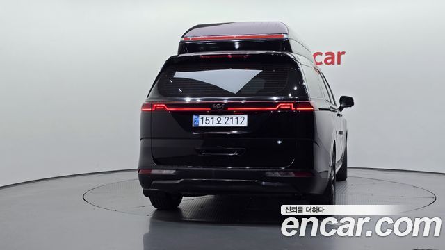 Kia Canival 2021 — photo 4