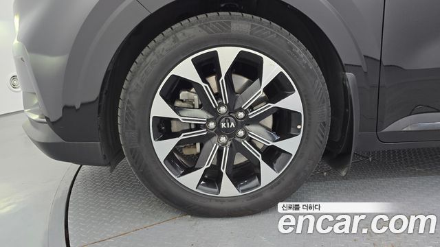 Kia Canival 2021 — photo 5