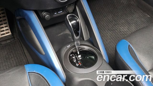 Hyundai Veloster 2013 — photo 12