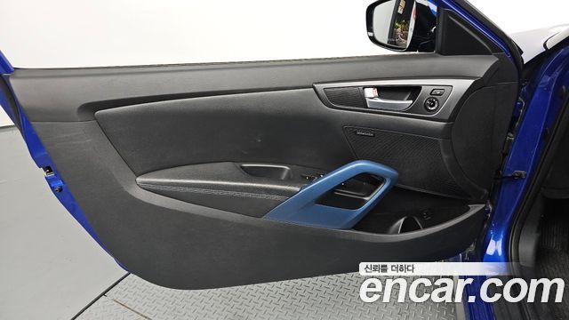 Hyundai Veloster 2013 — photo 14