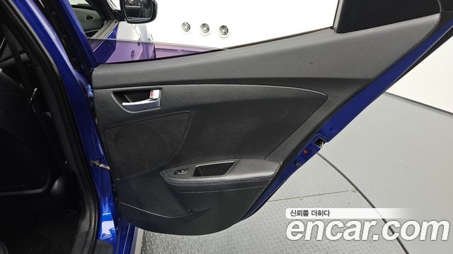 Hyundai Veloster 2013 — photo 15