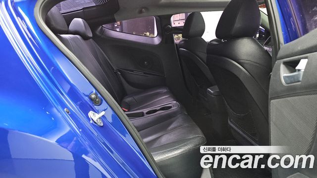 Hyundai Veloster 2013 — photo 16