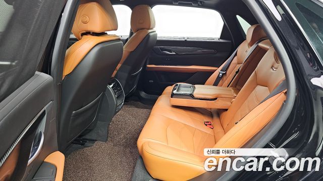 Cadillac CT6 2017 — photo 11