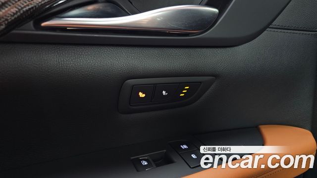 Cadillac CT6 2017 — photo 18