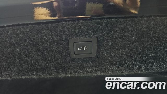 Cadillac CT6 2017 — photo 20