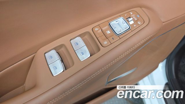 Genesis G90 2021 — photo 18