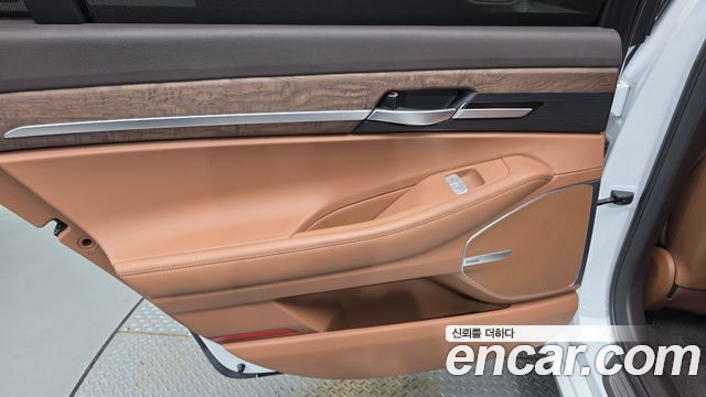 Genesis G90 2021 — photo 15