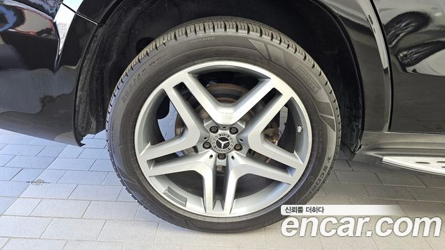 Mercedes-Benz GLS-Class 2017 — photo 5