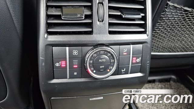 Mercedes-Benz GLS-Class 2017 — photo 19