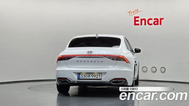 Hyundai Grandeur 2022 — photo 4