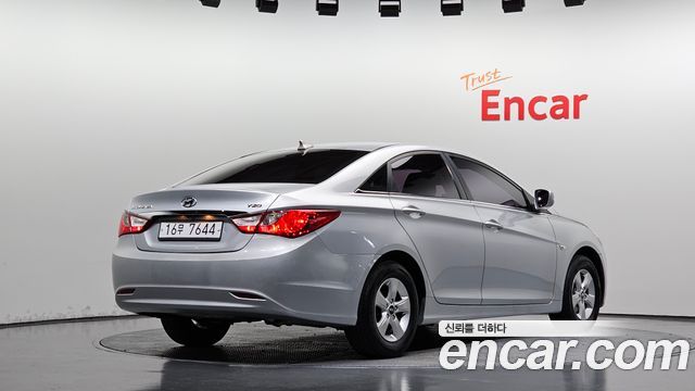 Hyundai Sonata 2012 — photo 2