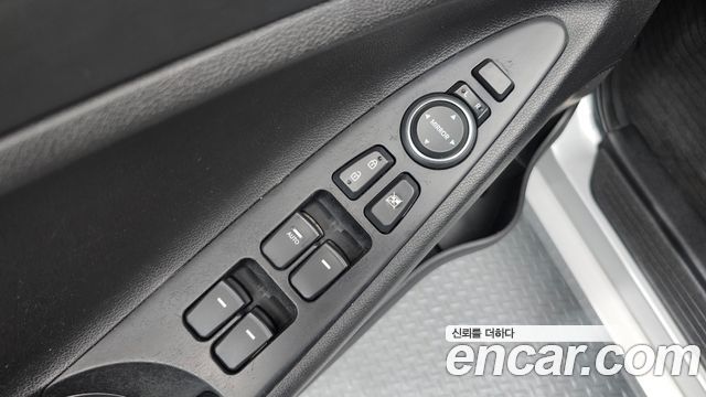 Hyundai Sonata 2012 — photo 12
