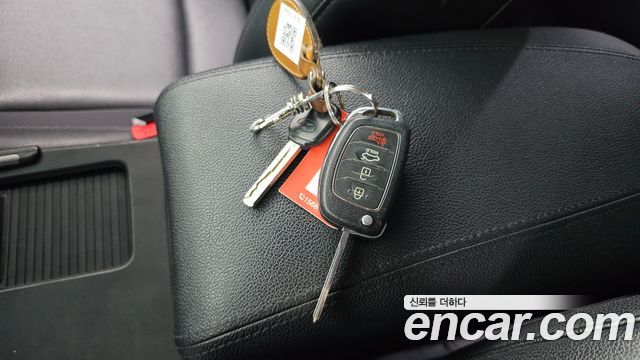 Hyundai Sonata 2012 — photo 19
