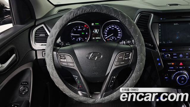 Hyundai Santafe 2017 — photo 21