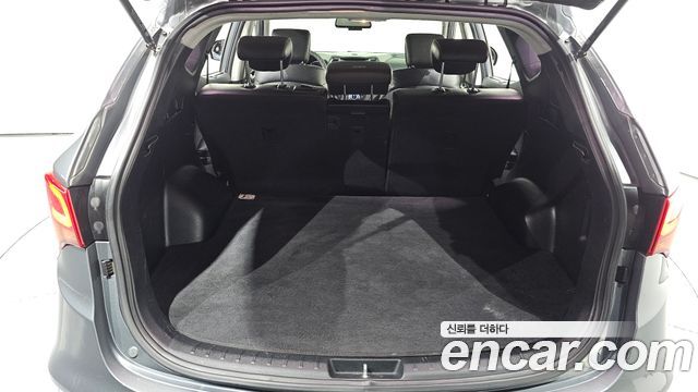 Hyundai Santafe 2017 — photo 24