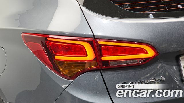 Hyundai Santafe 2017 — photo 9