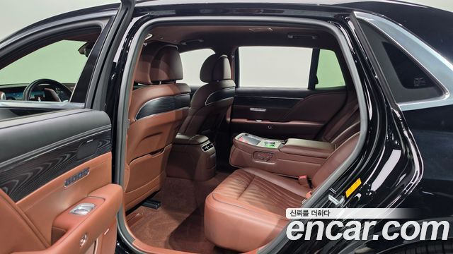 Genesis G90 2022 — photo 11