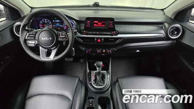 Kia K3 2022 — photo 10