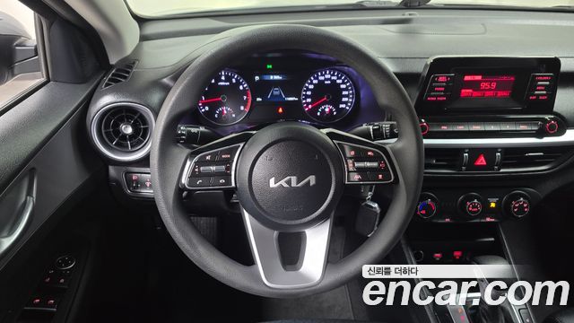 Kia K3 2022 — photo 18
