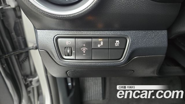Kia K3 2022 — photo 24