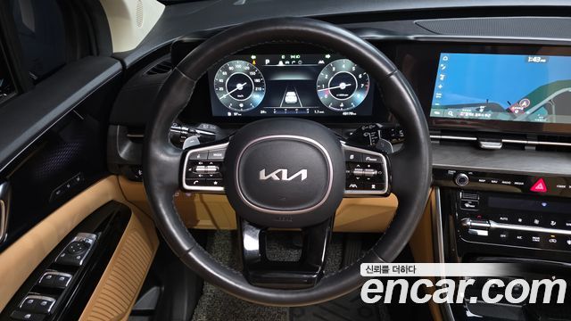 Kia Canival 2023 — photo 19