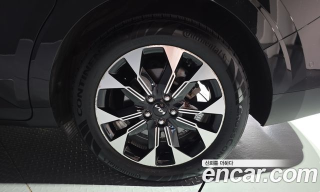 Kia Canival 2023 — photo 7
