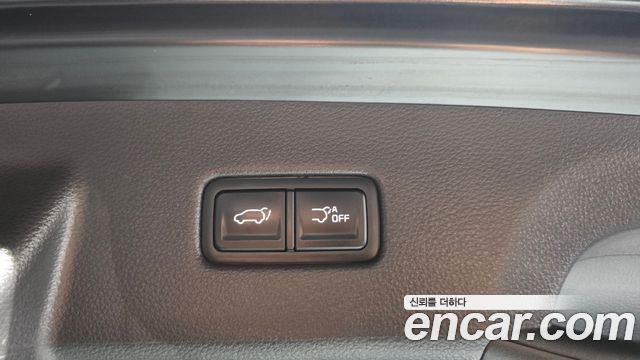 Kia Canival 2023 — photo 27