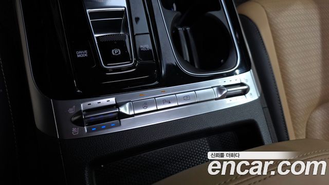 Kia Canival 2023 — photo 31