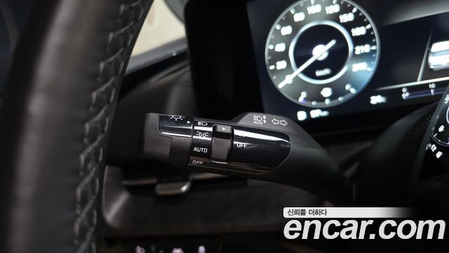 Kia Canival 2023 — photo 43