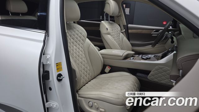 Genesis GV80 2020 — photo 18