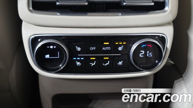 Genesis GV80 2020 — photo 31