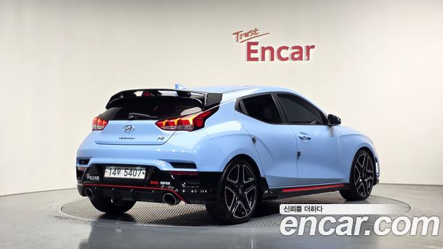Hyundai Veloster 2019 — photo 2