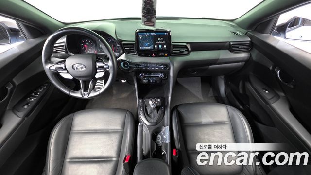 Hyundai Veloster 2019 — photo 10