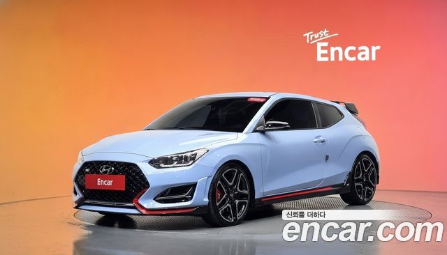 Hyundai Veloster 2019 — photo 1